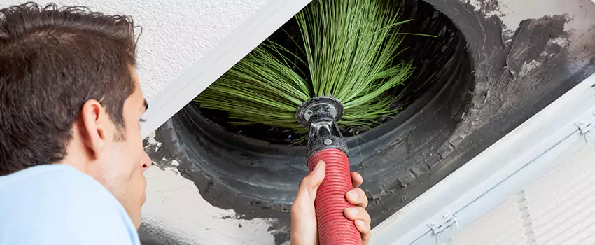Clogged Air Duct Cleaning Process in Drummondville, QC